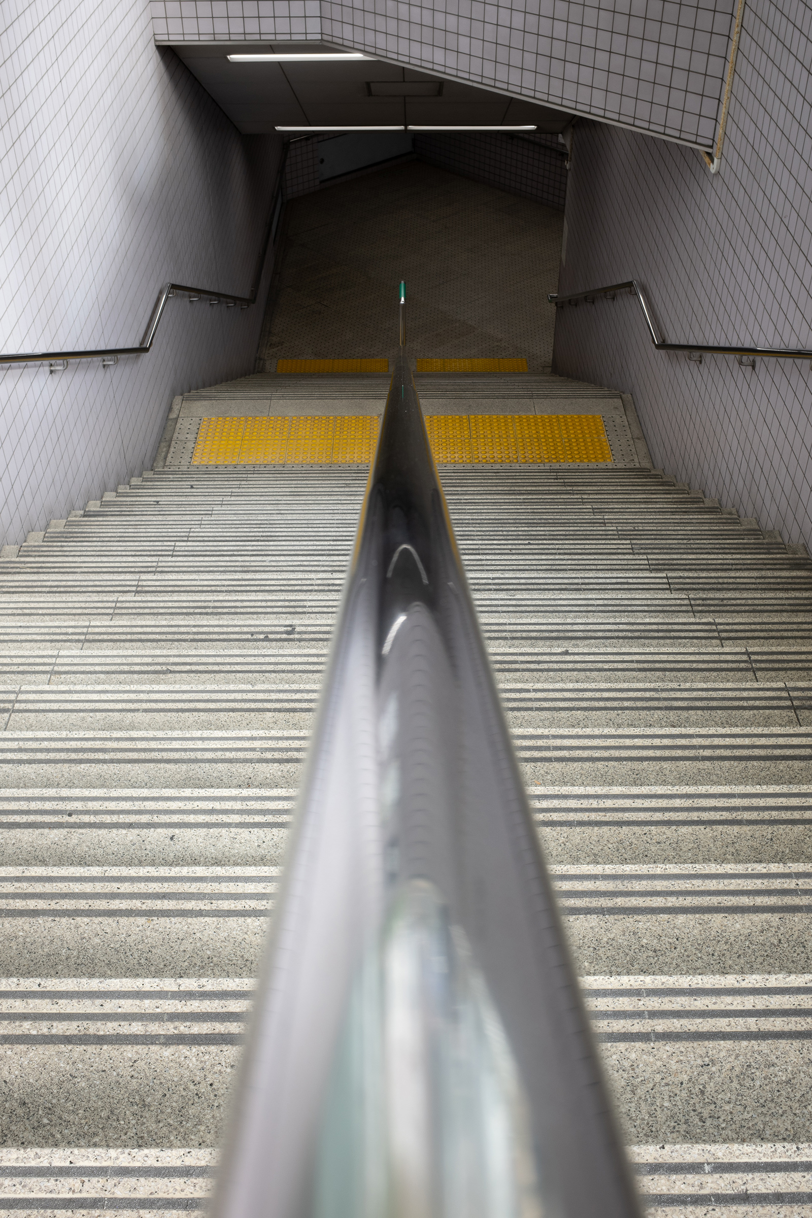 02 - zejście do metra